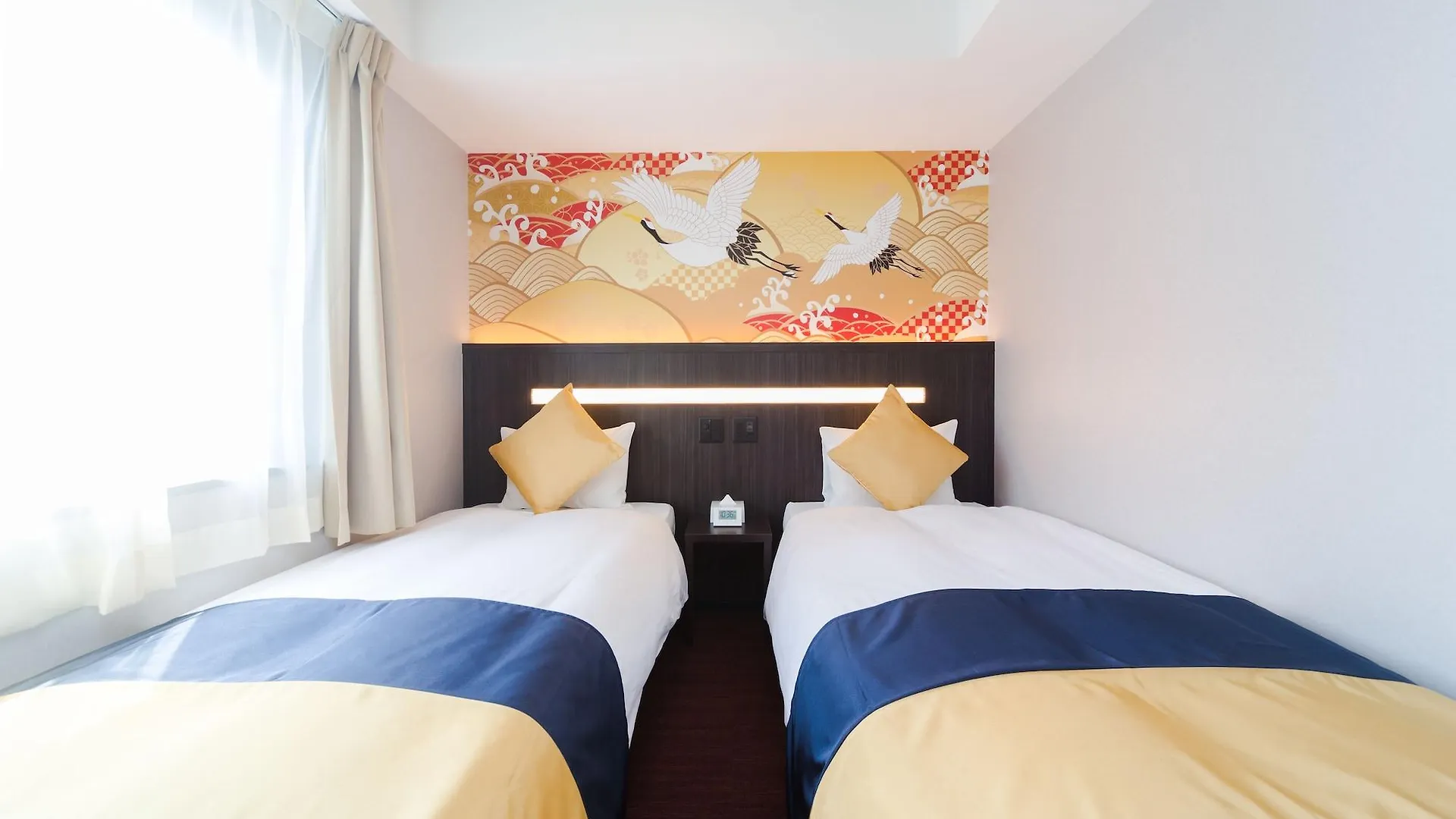 Kuromon Crystal Hotel Osaka
