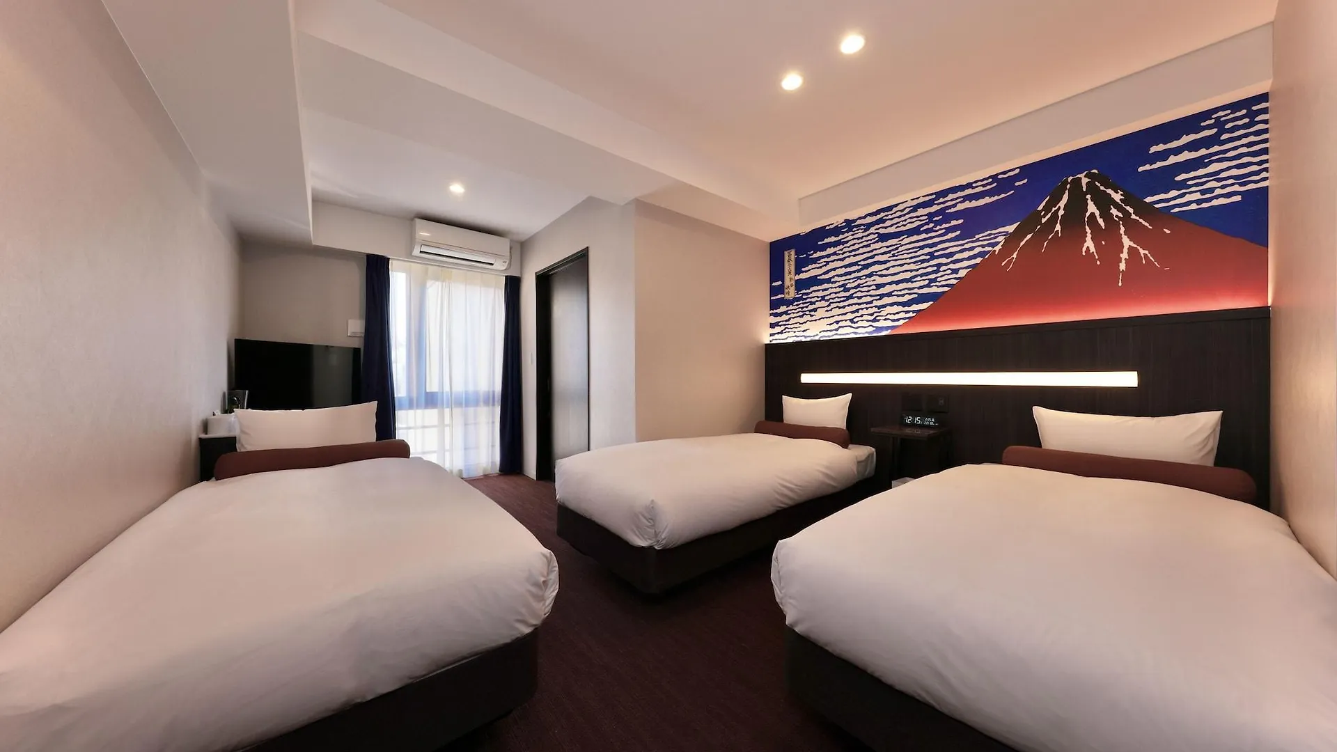 ****  Kuromon Crystal Hotel Osaka Japan